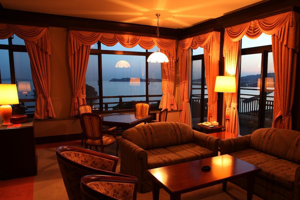 Gamagori Classic Hotel Eksteriør bilde